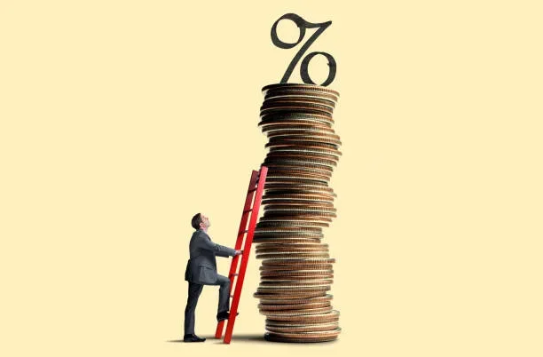 A matemática dos juros explica por que algumas dívidas crescem tão depressa